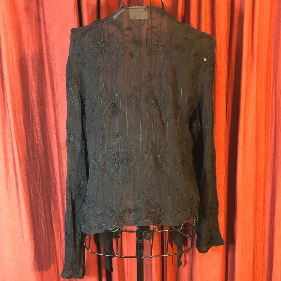 Chico’s Embroidered Tie Up Cropped Tunic - Picture 3 of 4